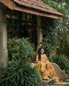 ananya-latest-photos-in-new-makeove-006