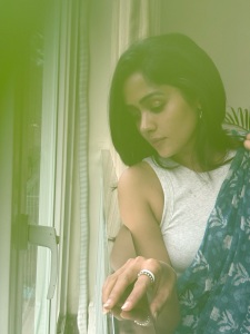 ananya-latest-photos-in-new-makeove-017