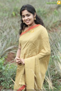 ananya-latest-stills7