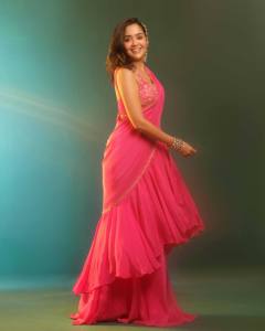 ananya-latest-trending-stylish-outfit-photos-020