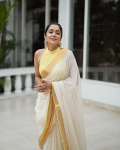 ananya-new-photoshoot-pics-004