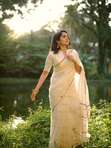 ananya-new-photoshoot-pics-022