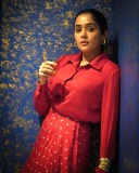 actress-ananya-new-dressing-style-and-makeup-photos-042