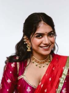 anarkali-marikar-in-traditional-halfsaree-with-modern-look-photos-002