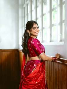 anarkali-marikar-in-traditional-halfsaree-with-modern-look-photos-004