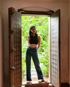 anaswara-rajan-in-bell-bottom-jeans-photos