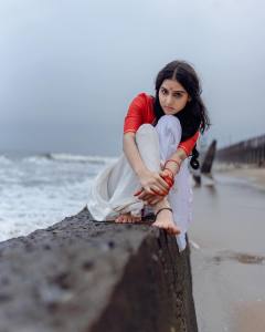 anaswara-rajan-in-blouse-and-mundu-style-photoshoot-008