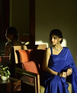 anaswara-rajan-in-navy-blue-saree-photos.rajan_3468519796080857110_8130678453_10_1_2024