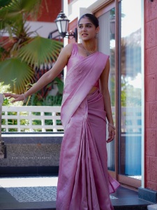anaswara-rajan-in-pastel-colour-saree-photos-002