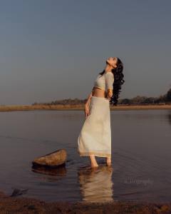 anaswara-rajan-in-traditional-dress-photoshoot-photos-001