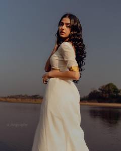 anaswara-rajan-in-traditional-dress-photoshoot-photos-003
