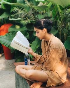 anaswara-rajan-latest-photoshoot-pics-09.rajan_340980371_794848572051955_9047739872480557815_n