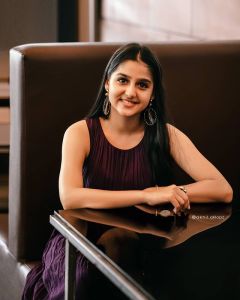 anaswara-rajan-new-photos-0212-002
