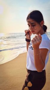 anaswara-rajan-new-photos-in-beach-005