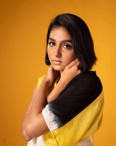 anaswara-rajan-new-photoshoot-pictures-in-modern-dress-001