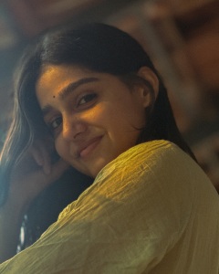 anaswara-rajan-no-makeup-photos-001