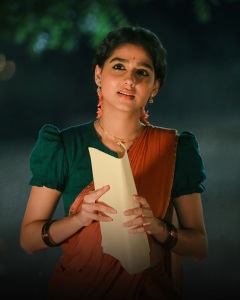 anaswara-rajan-with-love-look-photo-007