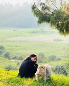 anaswara-rajan-with-pets-images-006
