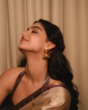anaswara-rajan-in-saree-with-latest-trending-blouse-designs-photos-009