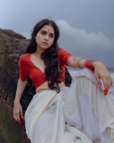 anaswara-rajan-in-blouse-and-mundu-style-photoshoot-001