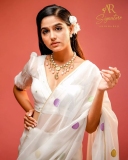 anaswara-rajan-photos-in-white-saree-latest-006