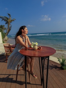 andrea-jeremiah-in-beach-outfit-ideas-photos-001