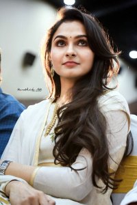 andrea-jeremiah-latest-images-09343-0013
