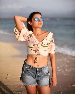 andrea-jeremiah-latest-images-001
