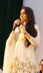 andrea-jeremiah-latest-photos-09932-134