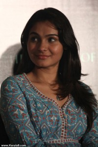 andrea-jeremiah-latest-stills-00320