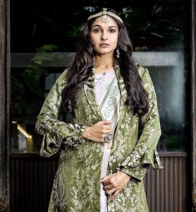 andrea-jeremiah-new-photos-021