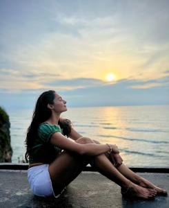 andrea-jeremiah-new-photos-09213-005