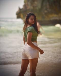 andrea-jeremiah-new-photos-09213-008