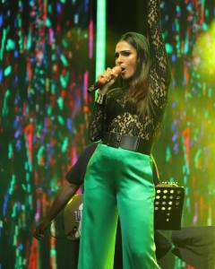 andrea-jeremiah-new-photos-09213-015
