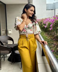 andrea-jeremiah-new-photos-09213-034