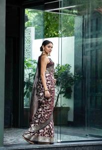 andrea-jeremiah-new-saree-photos-