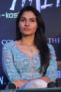andrea-jeremiah-stills-00279