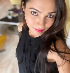 andrea-new-photos-with-latest-makeup-006