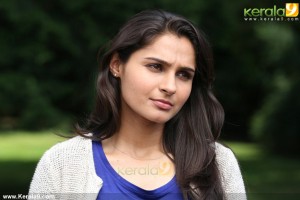 andrea_jeremiah_new_stills_-01068