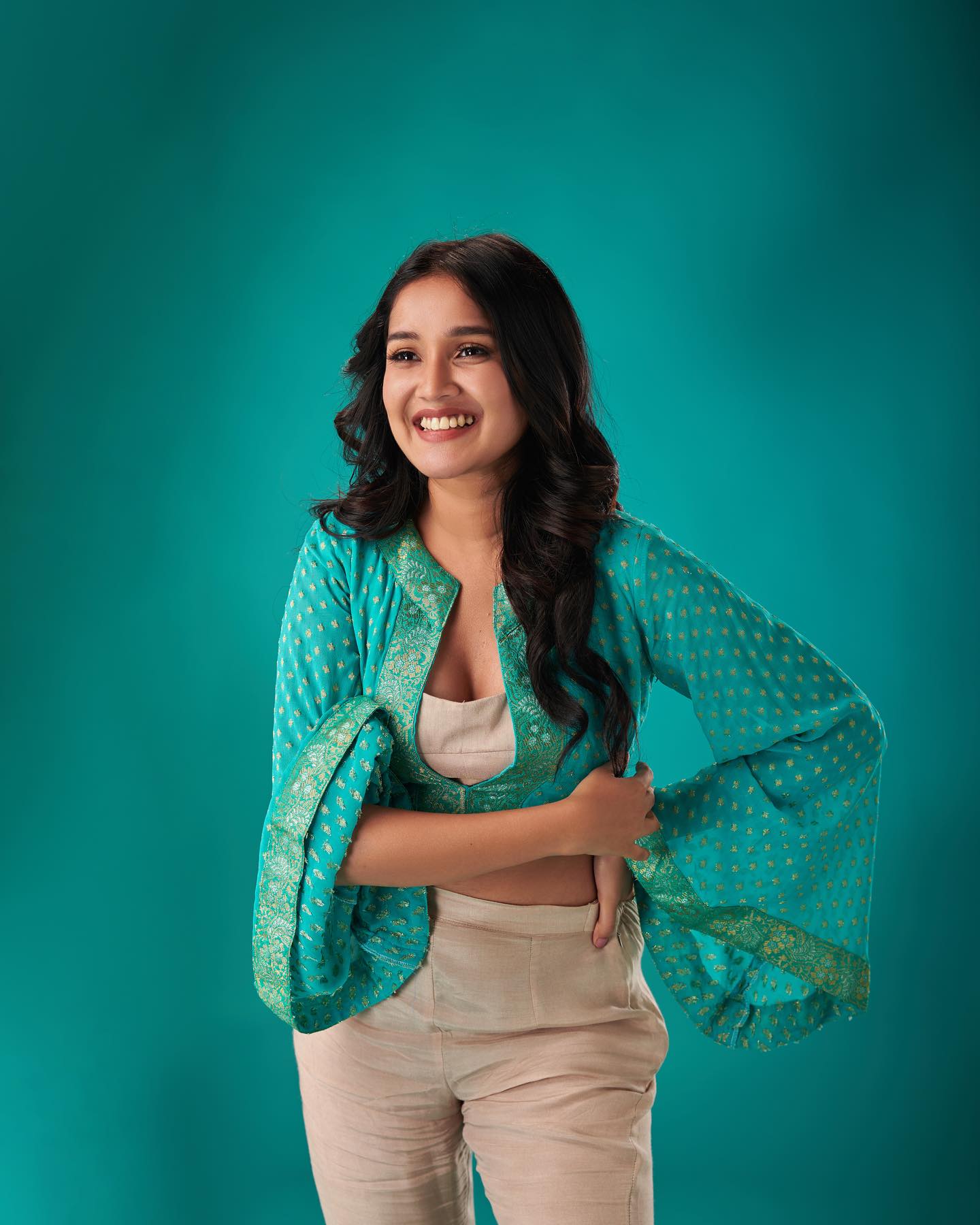 anikha-surendran-in-bell-bottom-pants-with-coat-dress-photos-002