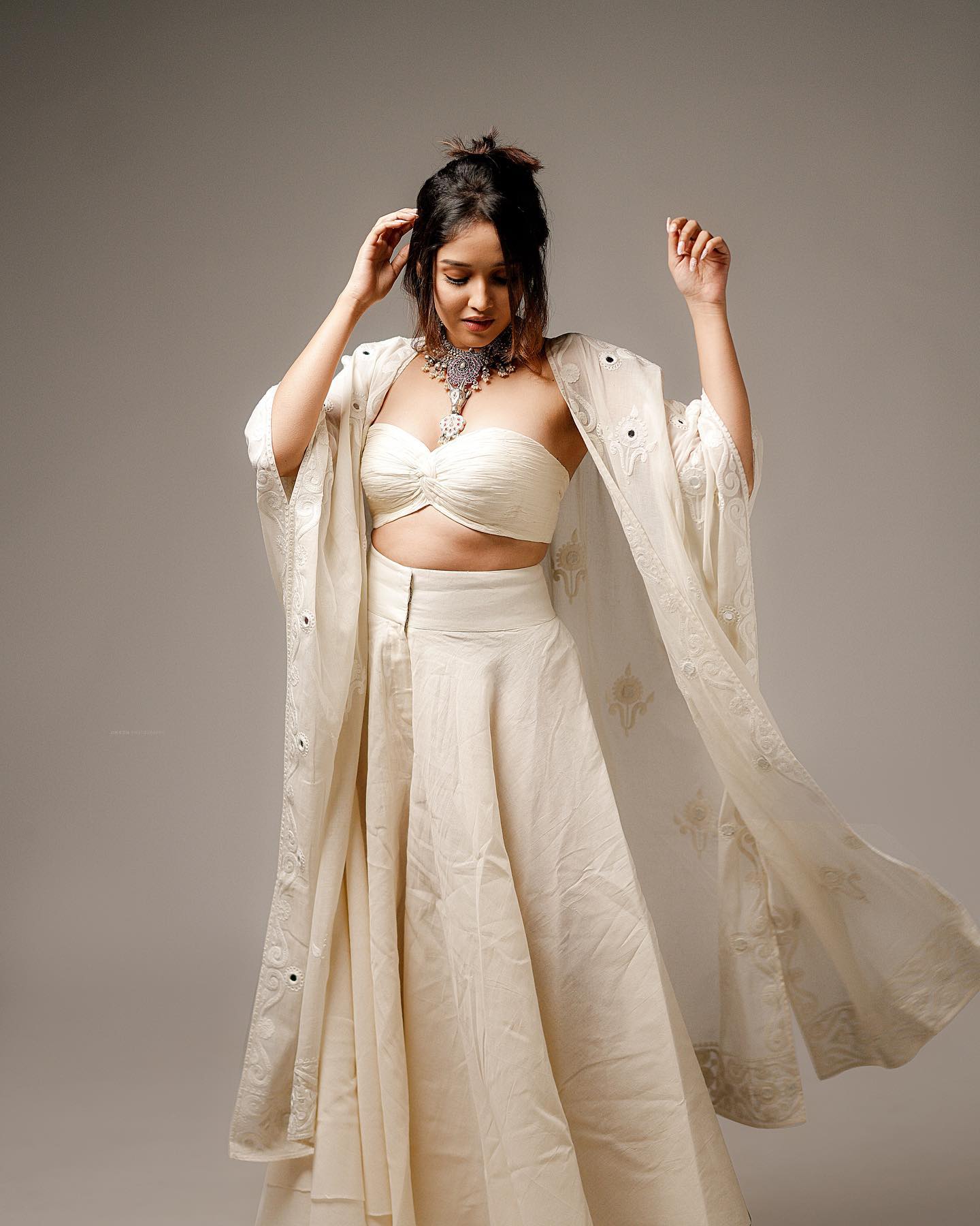 anikha-surendran-in-off-white-dress-photoshoot-latest-009