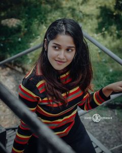 1_anikha-surendran-latest-photoshoot-015