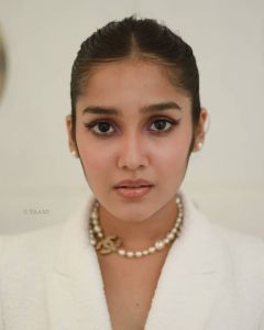 1_anikha-surendran-latest-photoshoot-by-yaami-001