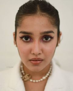 1_anikha-surendran-latest-photoshoot-by-yaami