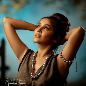 1_anikha-surendran-recent-photo-003