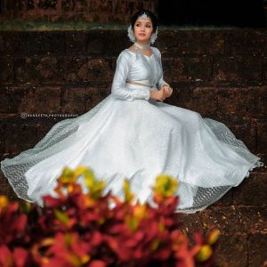 2_anikha-surendran-latest-photoshoot-007