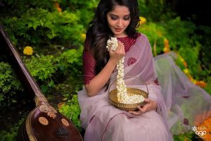 anikha-latest-onam-photoshoot-003
