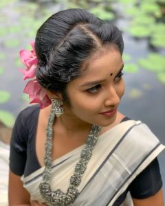 anikha latest photos