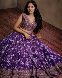 anikha-surendran-beautiful-lehenga-photos-hd-001
