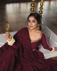 anikha-surendran-in-maroon-lehenga-dress-photos-004